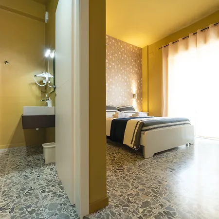Budget Carbonazzi 17 * Cagliari
