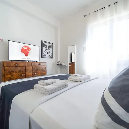 Budget Carbonazzi 17 * Cagliari
